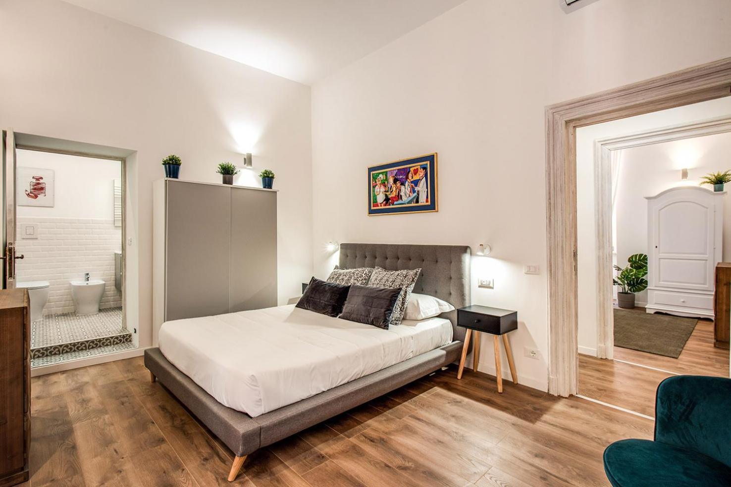 Monti Quiet And Spacious Apartment Rome Exterior photo